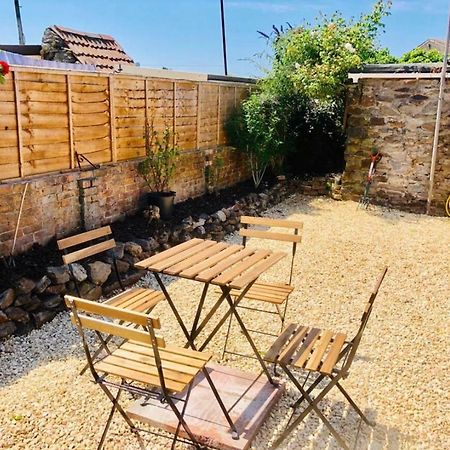 Oak Leaf Cottage Burry Port Exterior photo